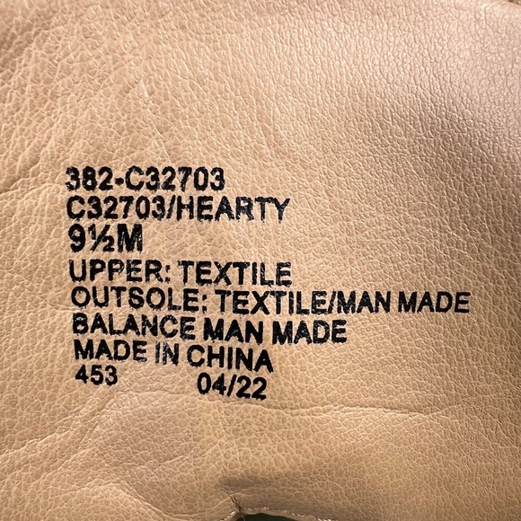 CLIFFS BY WHITE MOUNTAIN Womens Hearty Cushioned Hiker Ankle Boots 9.5 Side Zip - Picture 2 of 11